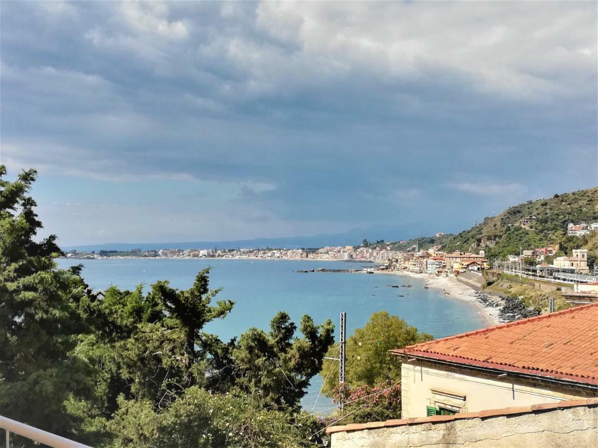 La Baia Dei Delfini Διαμέρισμα Ταορμίνα Εξωτερικό φωτογραφία