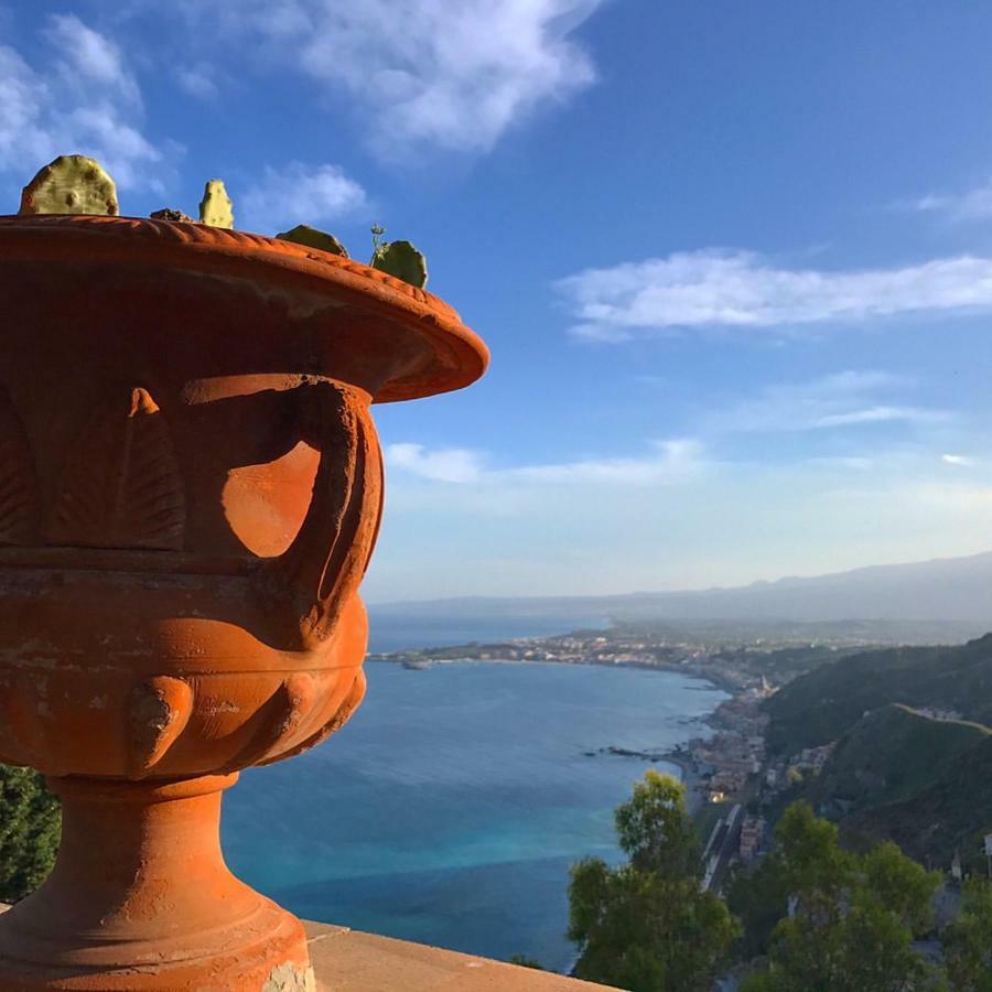 La Baia Dei Delfini Διαμέρισμα Ταορμίνα Εξωτερικό φωτογραφία