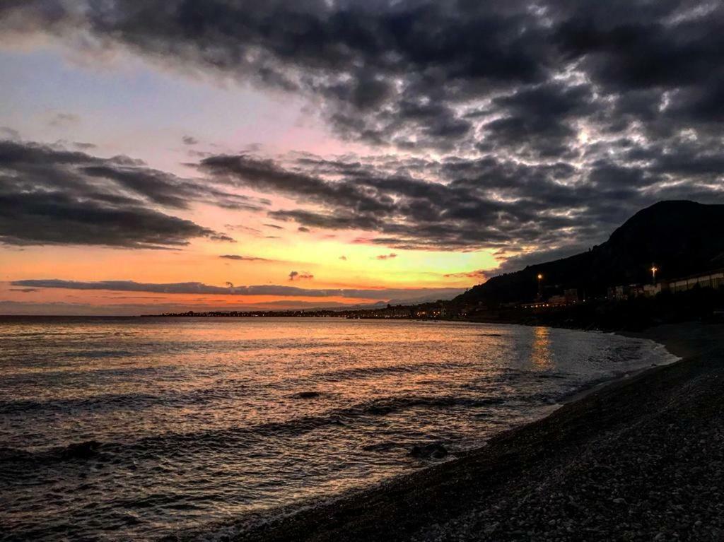 La Baia Dei Delfini Διαμέρισμα Ταορμίνα Εξωτερικό φωτογραφία
